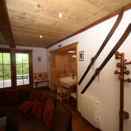 Charming Chalet In Ventron With Terrace Exterior foto